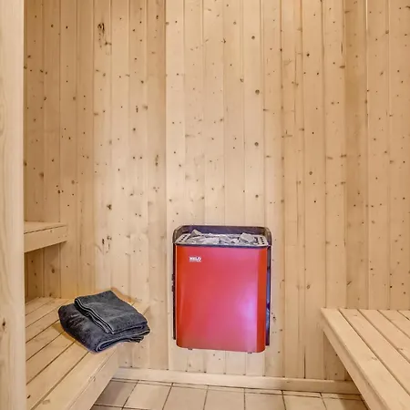 Gorgeous Home In Faaborg With Sauna