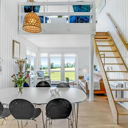 Gorgeous Home In Faaborg With Sauna Сasa de vacaciones Fåborg