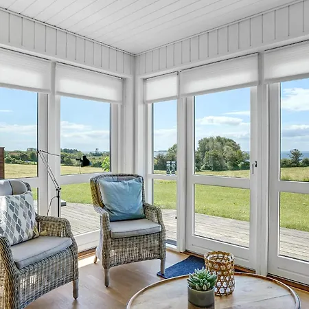 Gorgeous Home In Faaborg With Sauna Сasa de vacaciones